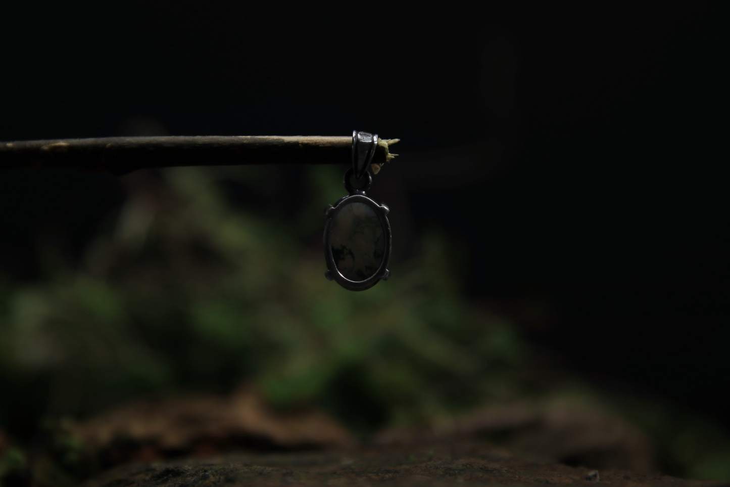 Agate Moss Pendant
