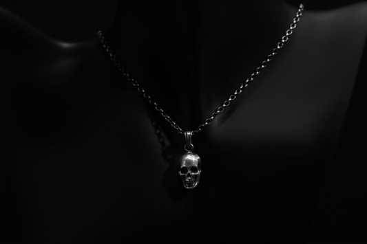 The Häxan Skull Pendant