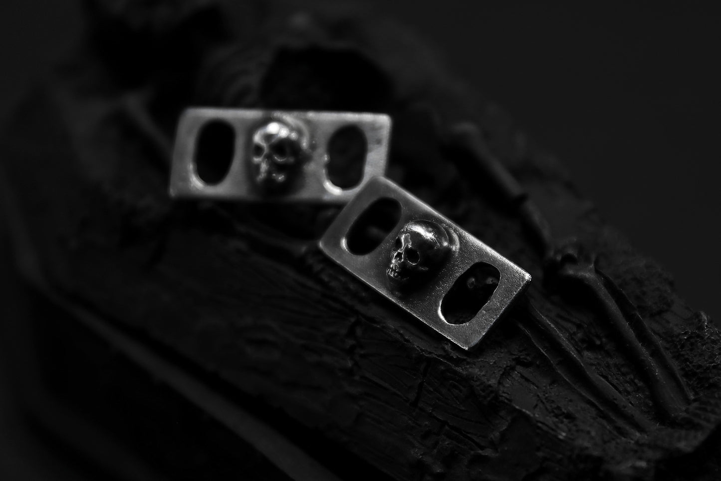Silver Cemetery Skull Shoe Lace Buckles