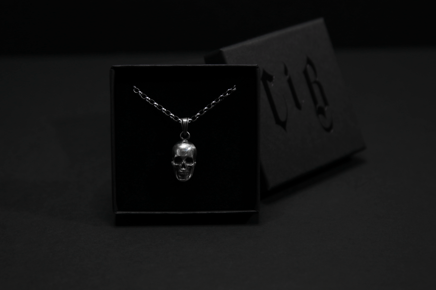 The Häxan Skull Pendant