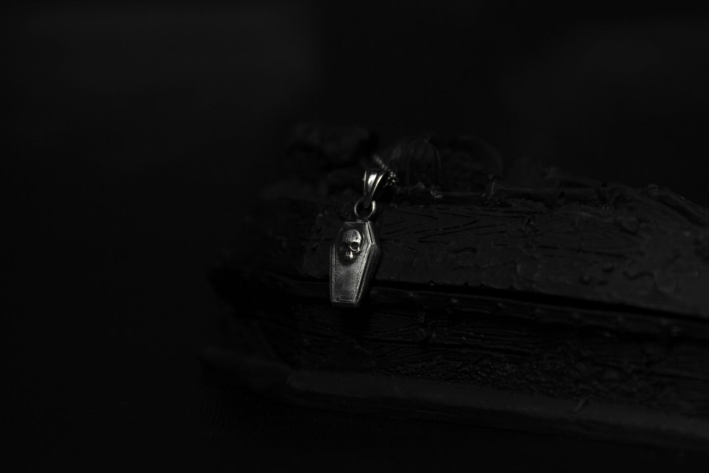 Sterling Silver Vampire Skull Casket Pendant