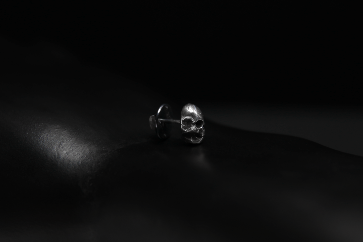 Silver Skull Pin Badge