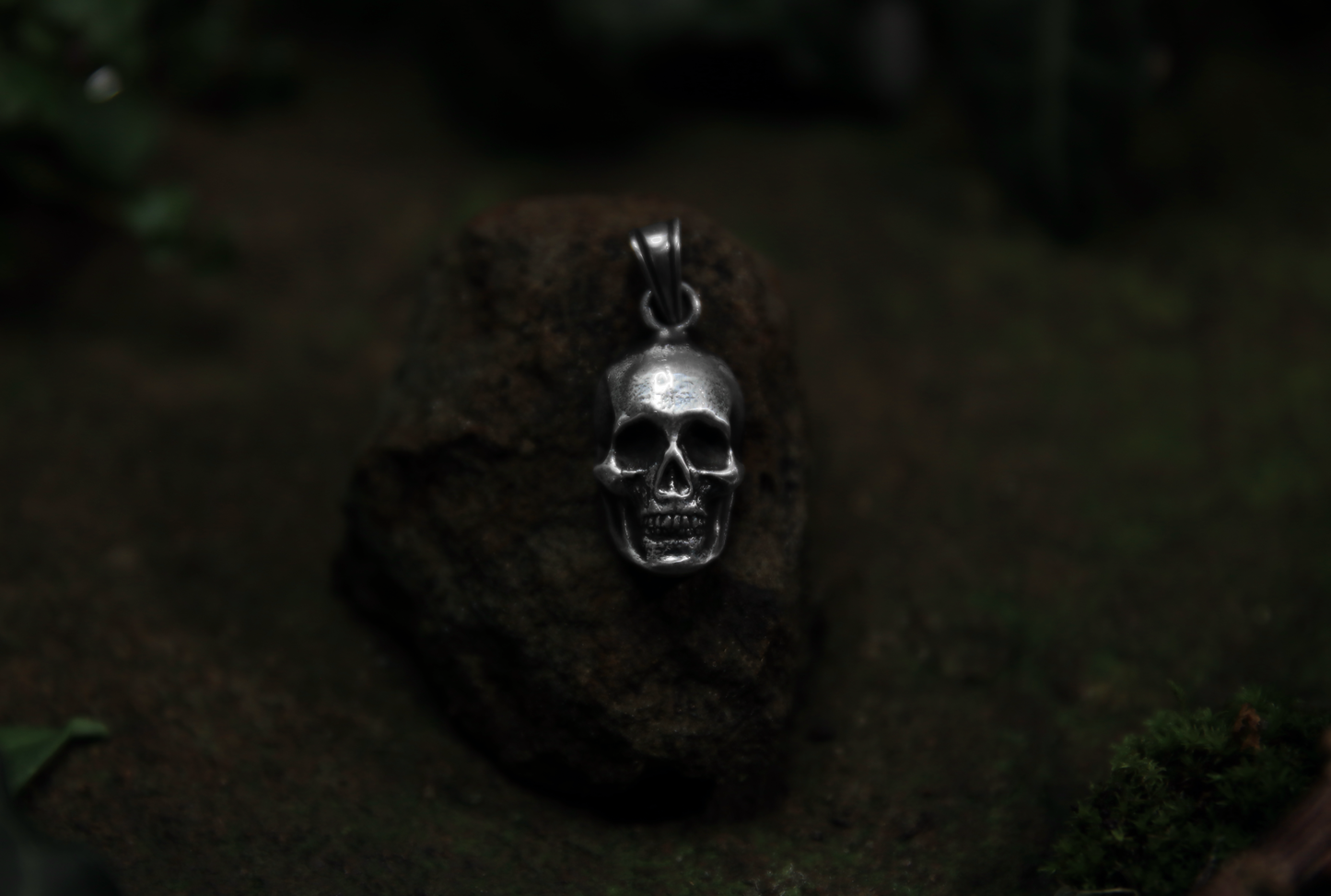 The Häxan Skull Pendant