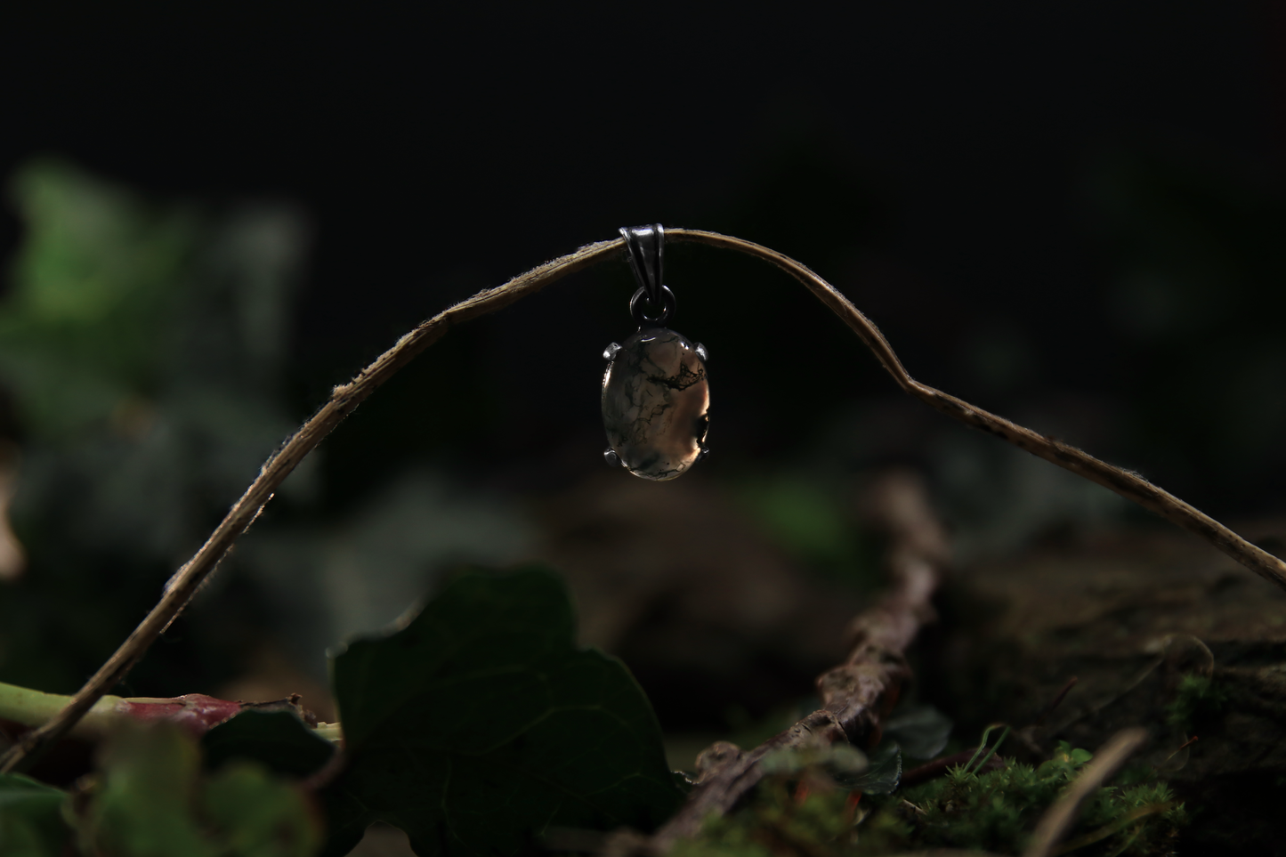 Agate Moss Pendant