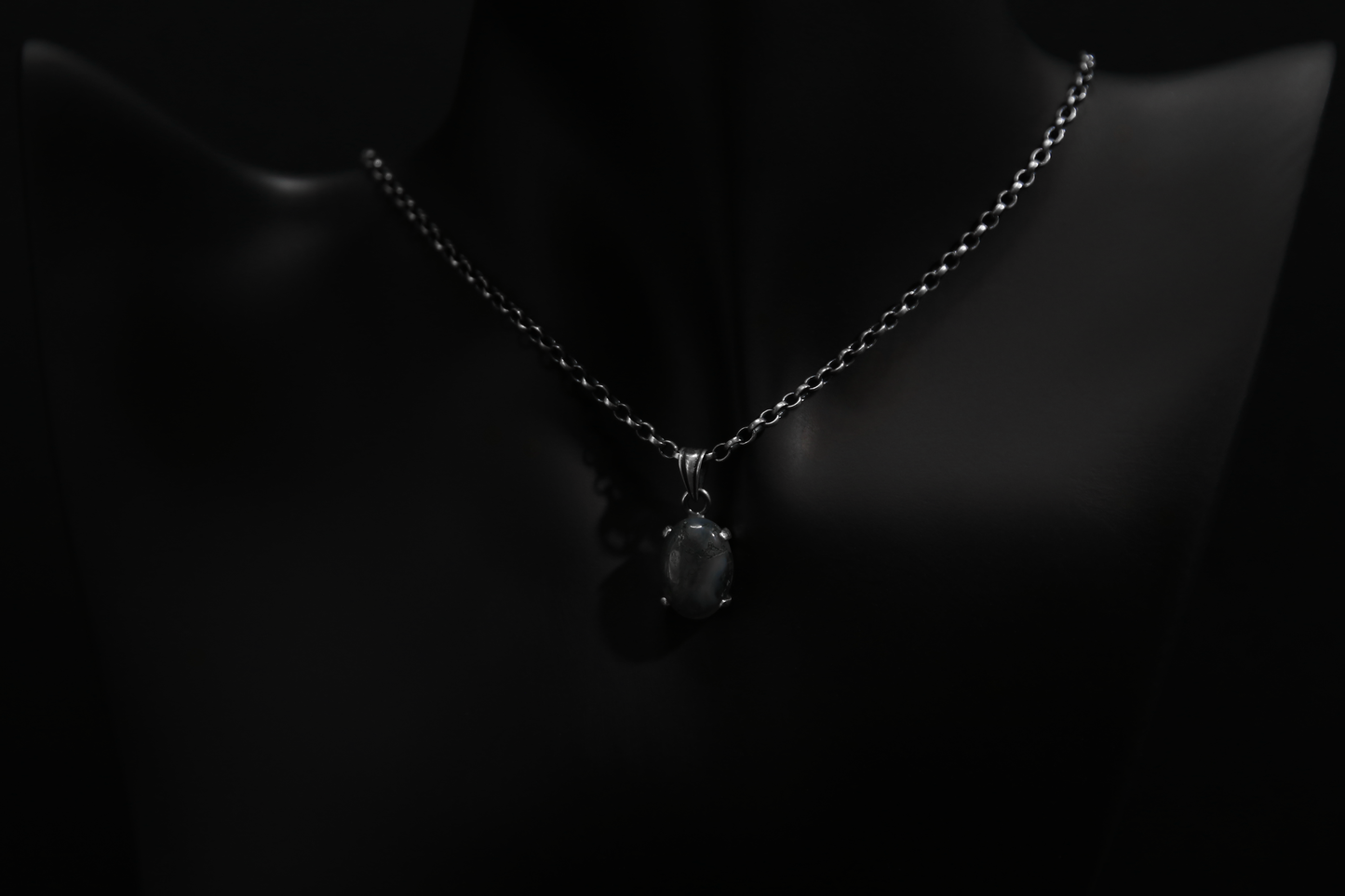 Agate Moss Pendant