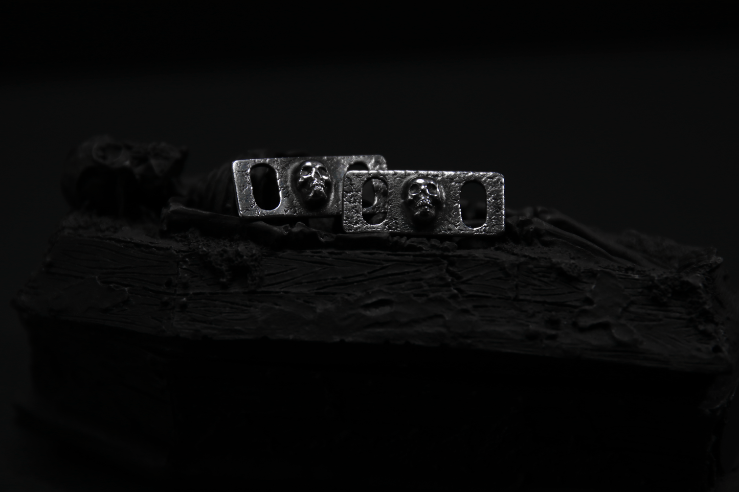 Silver Skull Shoe Lace Buckles
