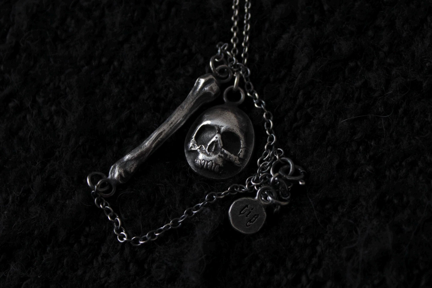 The Silver Catacomb Bundle - Silver Skull Pendant & Silver Ossuary Bone Bracelet